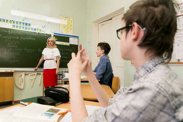 
    Изучение официальных символов Мурманской области в школе (в помощь учителю)

      